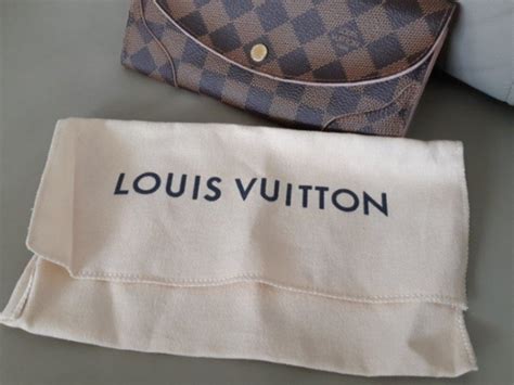 authenticating a louis vuitton bag|authentic Louis Vuitton dust bag.